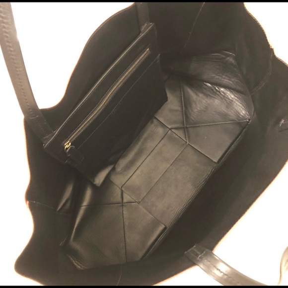 [SOLD]Authentic Celine Horizontal Bi-cabas tote - Picture 4 of 10